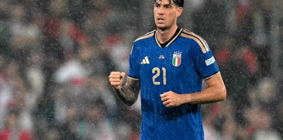 Bastoni Warns Italy of France Threat Ahead of Paris Clash