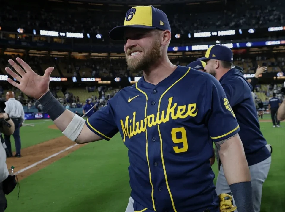 Jake Bauers Earns NLCS MVP as Brewers Sweep Dodgers to Reach World Series