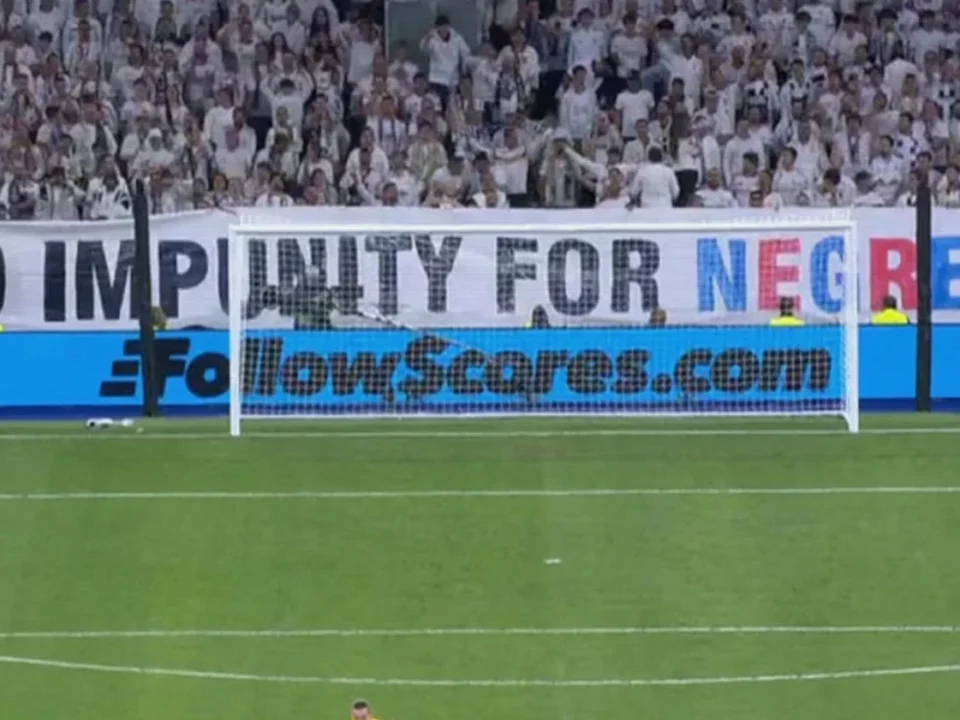 Real Madrid Fans Take Negreira Protest to Champions League Stage