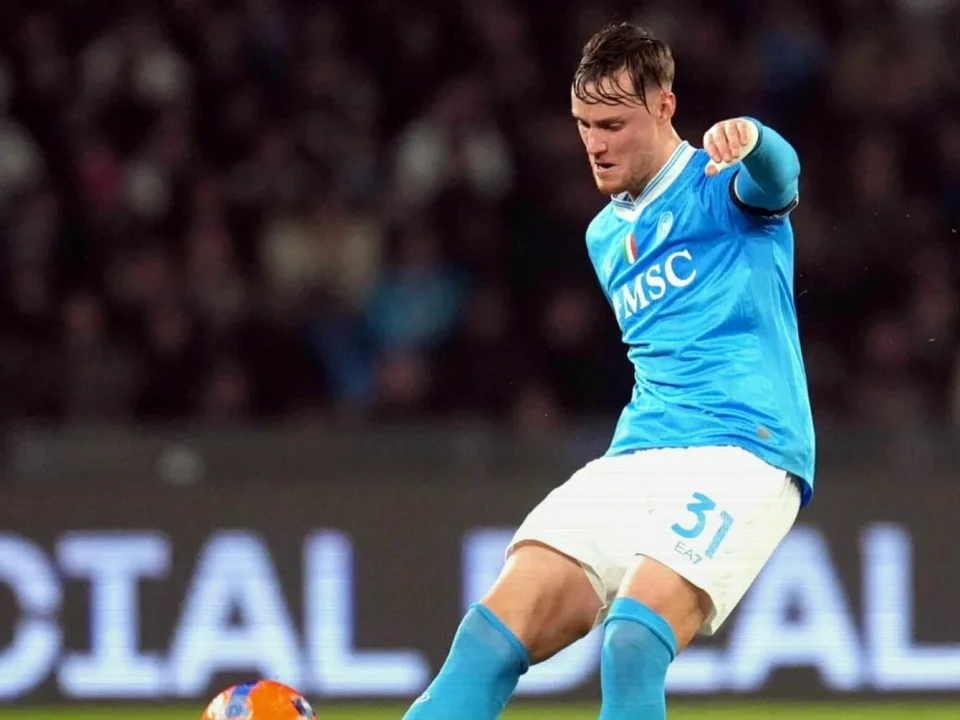 Beukema Nears Napoli Return as Allegri Considers Defensive Changes