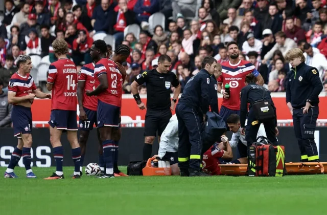 Tiago Santos Suffers Fresh Left-Knee Scare in Lille Win Over Le Havre