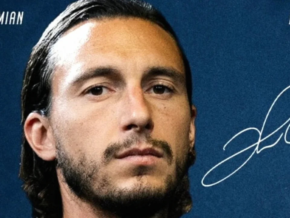 Bologna Sign Matteo Darmian Until 2027 After Holm Injury