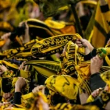 Borussia Dortmund to Reward Fans for Locking Phones During Matches