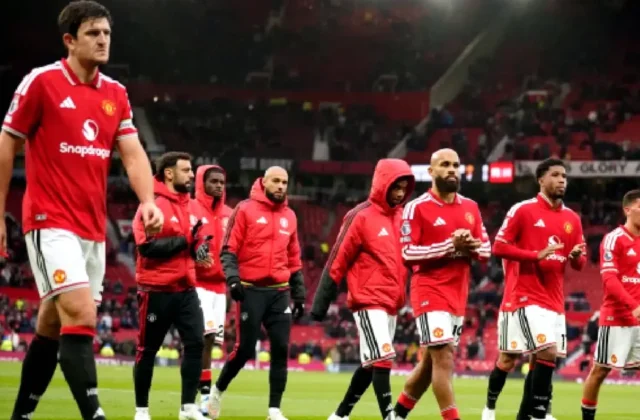Bournemouth Cruise to 3-0 Win as Manchester United Struggles Continue