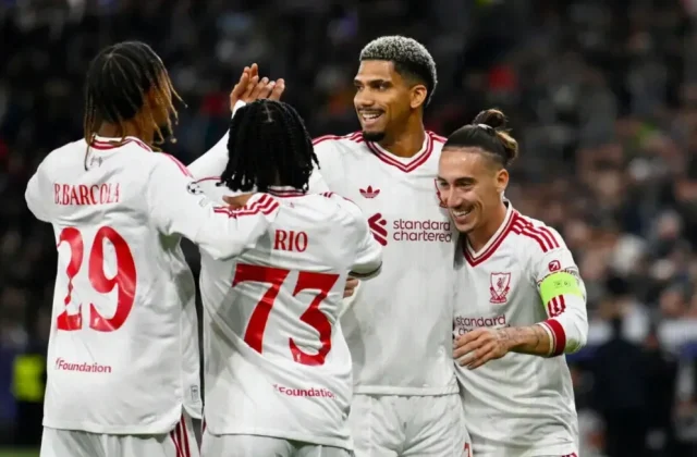 Alexander Isak Fires Liverpool to Comeback Win at Brentford