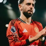 Bruno Fernandes Row Piles Pressure on Manchester United Boss Michael Carrick