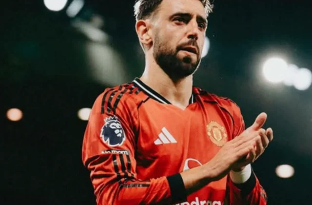 Bruno Fernandes Row Piles Pressure on Manchester United Boss Michael Carrick