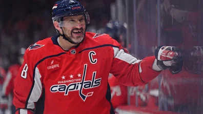 Ovechkin Reaches 930 Goals as Capitals Fall to Kraken
