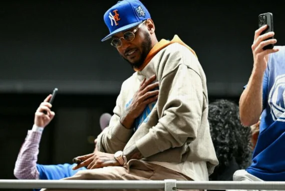 Carmelo Anthony Supports Knicks’ Decision to Pause Contract Negotiations