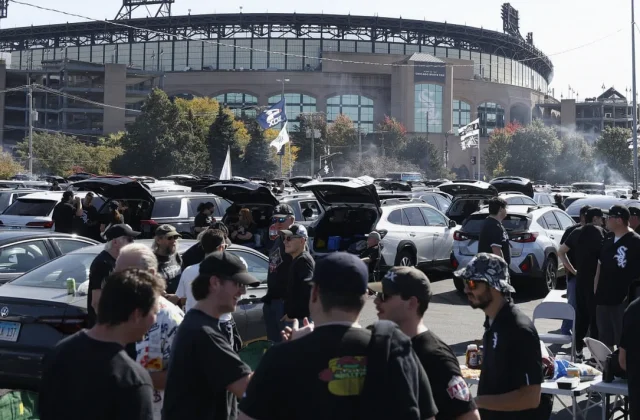 White Sox, Cleveland Set for ALDS Game 3 Amid First-Pitch Mystery