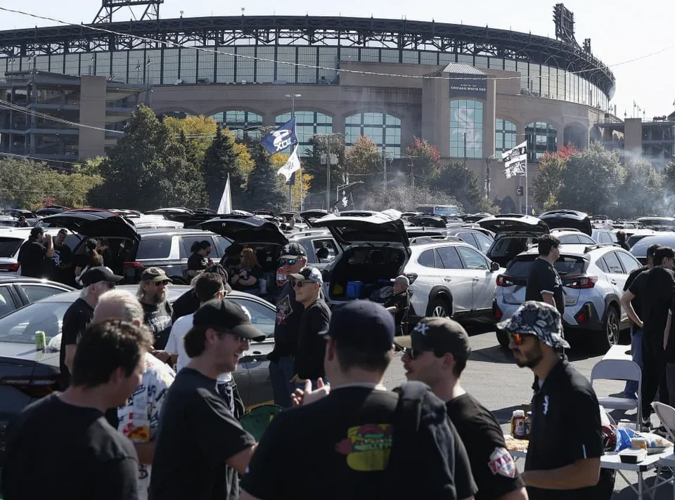 White Sox, Cleveland Set for ALDS Game 3 Amid First-Pitch Mystery