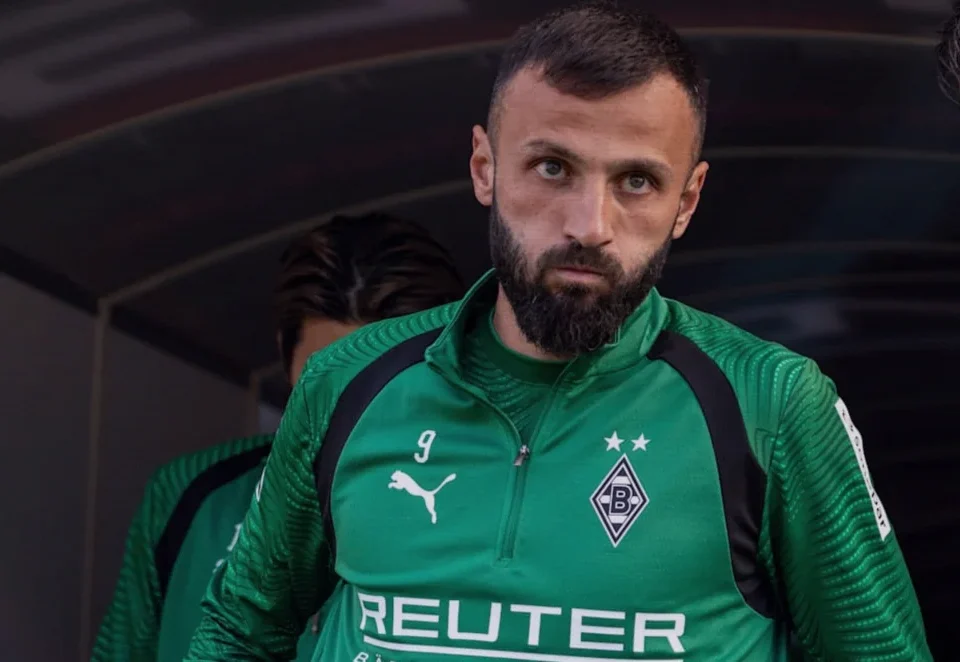 Franck Honorat Injury Adds to Gladbach’s Derby Concerns