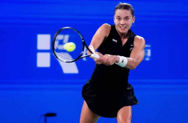 Maja Chwalinska Stuns Iga Swiatek to Reach Wuhan Open Final