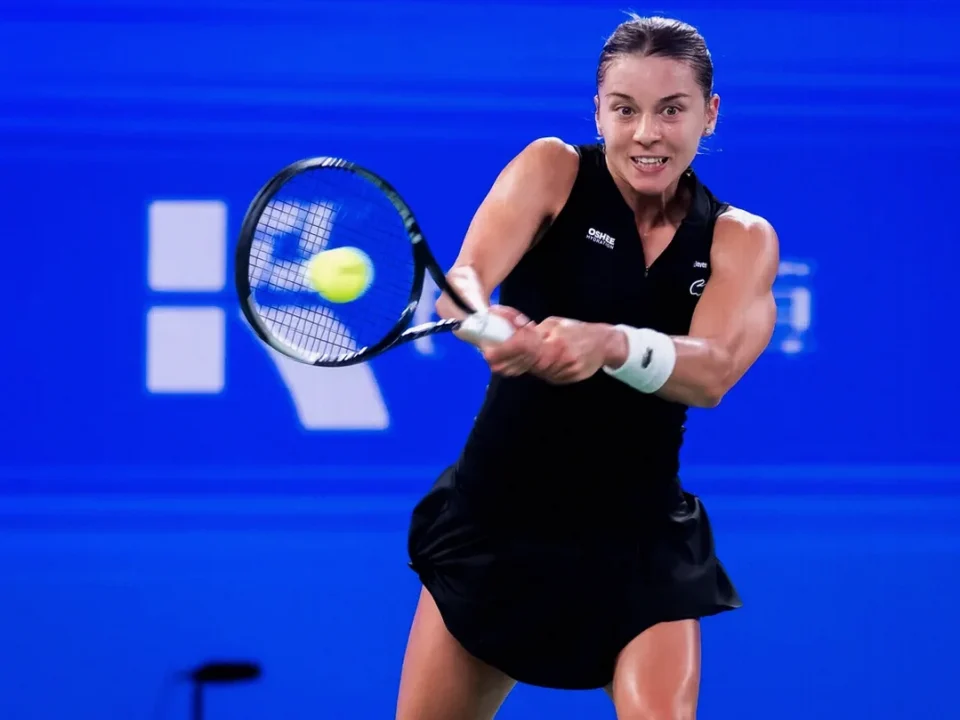 Maja Chwalinska Stuns Iga Swiatek to Reach Wuhan Open Final