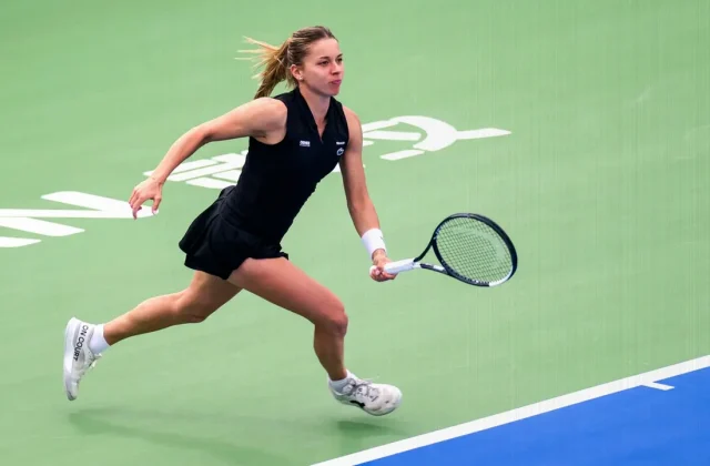 Maja Chwalinska Stuns Iva Jovic to Reach Wuhan Open Quarterfinals