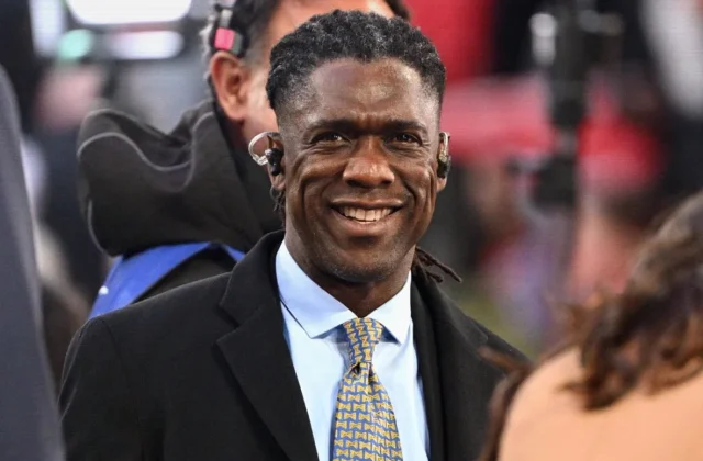 Clarence Seedorf Takes Charge of Corinthians on Deal Until 2027