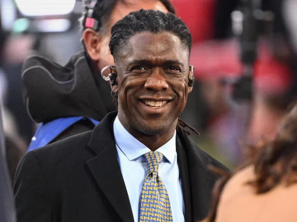 Clarence Seedorf Takes Charge of Corinthians on Deal Until 2027