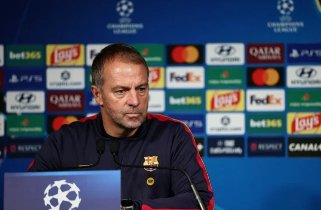 Flick Confirms Raphinha Will Start for Barcelona Against PSG