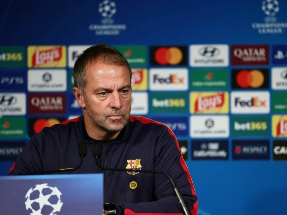Flick Confirms Raphinha Will Start for Barcelona Against PSG