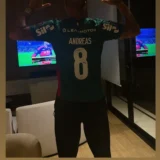 Deyverson Celebrates Estudiantes’ Libertadores Win Over Flamengo