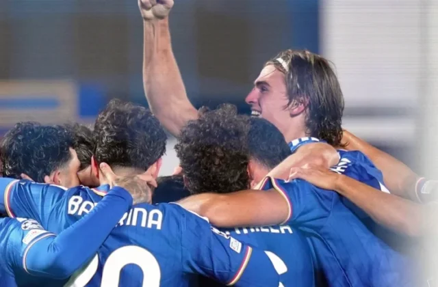 Como Thrash Manchester United 4-1 in Historic Champions League Night