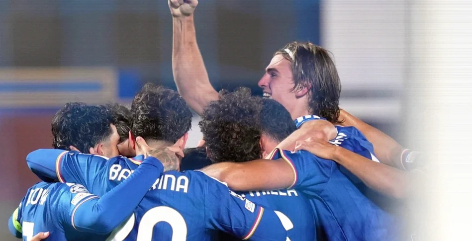 Como Thrash Manchester United 4-1 in Historic Champions League Night