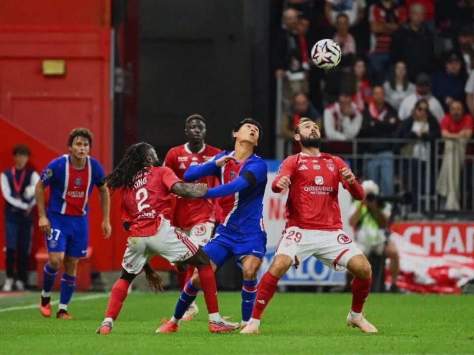 Brest Rely on Team Spirit as Defensive Crisis Hits Before Angers Clash