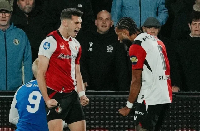 Feyenoord End AZ’s Unbeaten Start as Mateo Chávez Starts