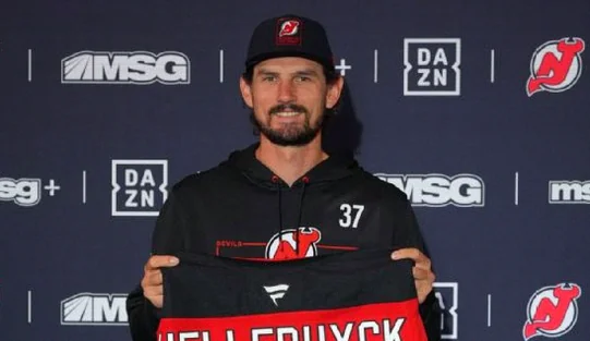 Hellebuyck Eager to Begin Devils Chapter After Trade from Winnipeg