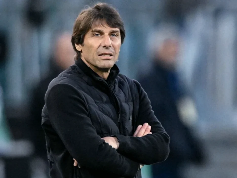 Conte Eyes Historic Revival Amid Milan and Juventus Struggles
