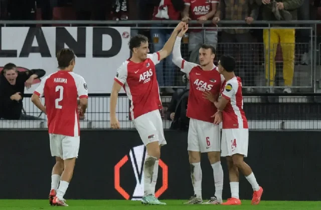 AZ Alkmaar Beat Hapoel as Mateo Chávez Faces Another Brief Cameo