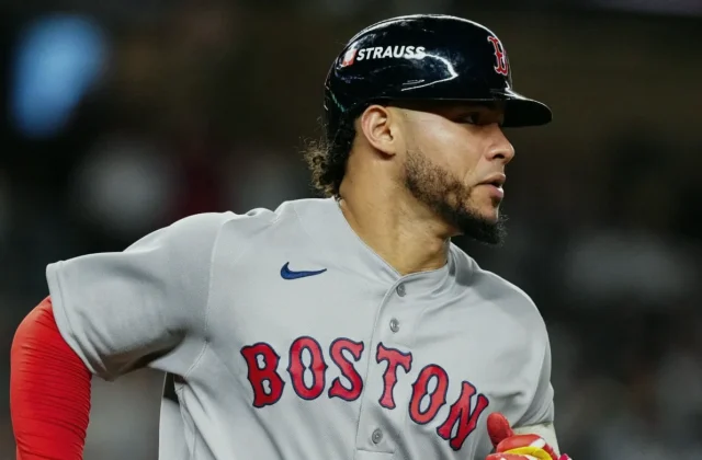 Yankees Sweep Red Sox in Wild Card Series as Contreras Reflects