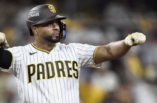 Xander Bogaerts Guides Padres Through Cubs Sweep in NL Wild Card Series