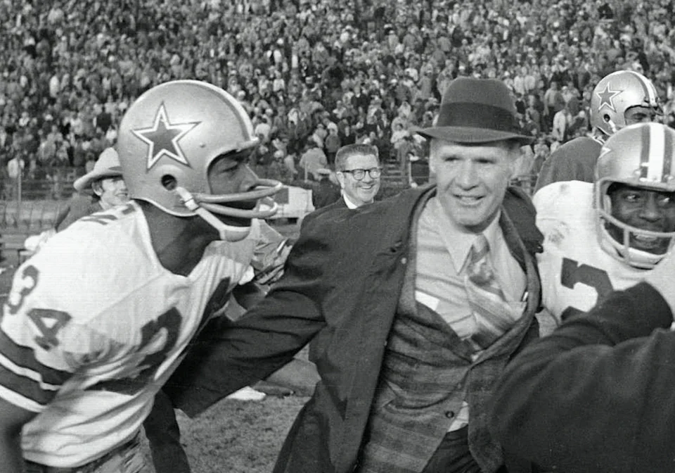 Cowboys Legend Cornell Green Dies at 86