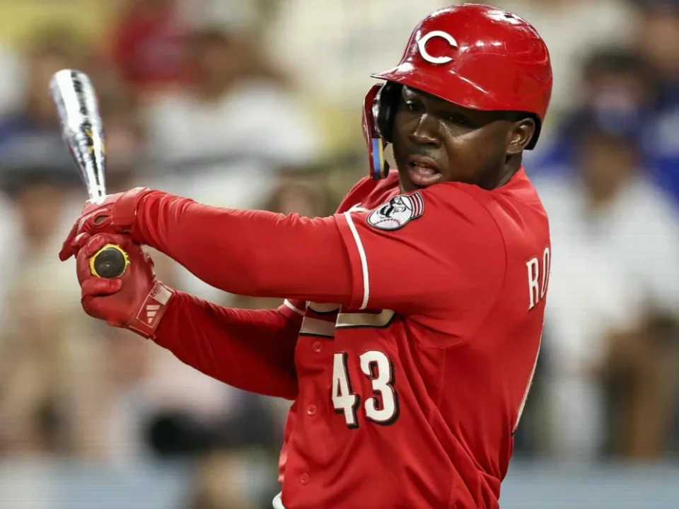 Héctor Rodríguez Brings Power Bat and Strong Defense to Reds Outfield