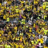 Borussia Dortmund App Rewards Fans for Ditching Phones on Matchdays