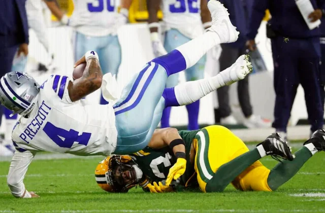 Cowboys Offense Stalls as Dak Prescott Throws Two Picks in Packers Loss
