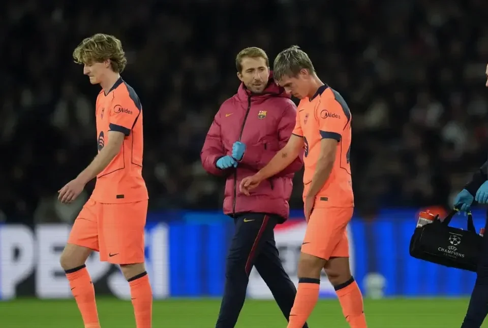 Dani Olmo Injured on 100th Barcelona Appearance Against PSG