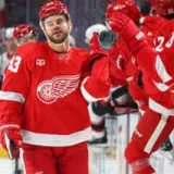 Alex DeBrincat Signs Seven-Year, $91M Extension With Red Wings