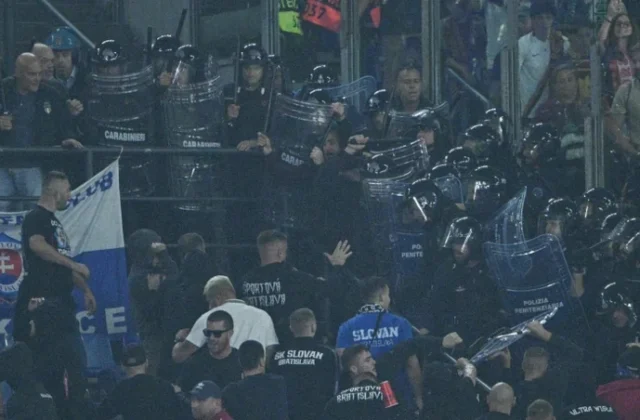 Two Arrests After Roma-Slovan Clashes Involving Polish Ultras