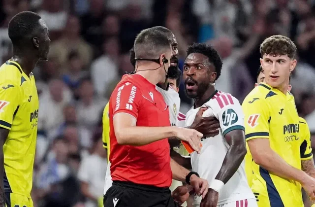 Vinicius Sent Off After VAR Review in Real Madrid Win Over Villarreal