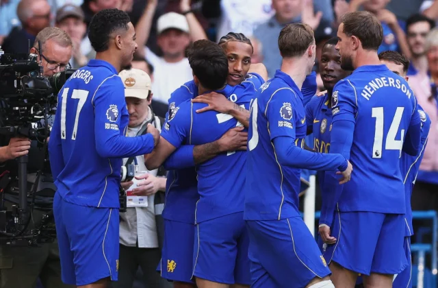 Everton Host Chelsea With European Places on the Line