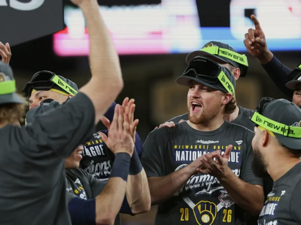 Brewers Face Seven-Day Layoff Before First World Series in 44 Years