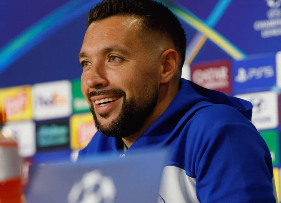 Farioli Warns Porto as In-Form Betis Await in Seville