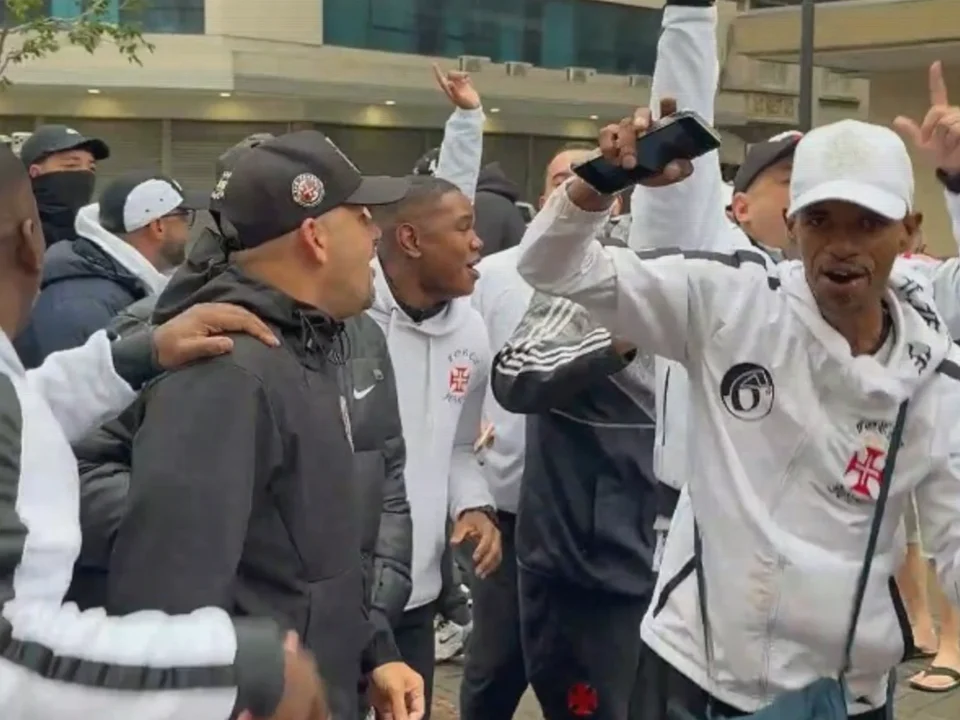 Vasco da Gama Fans Turn Buenos Aires into a Copa Sudamericana Party