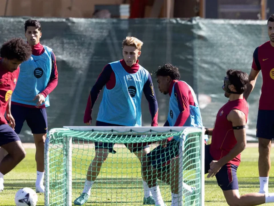 Barcelona Without Raphinha and De Jong for Galatasaray Clash