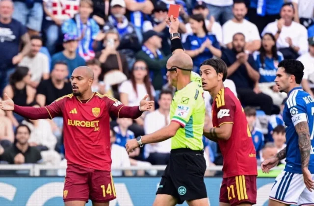 Donyell Malen Sent Off as Roma Reduced to 10 Men Against Como