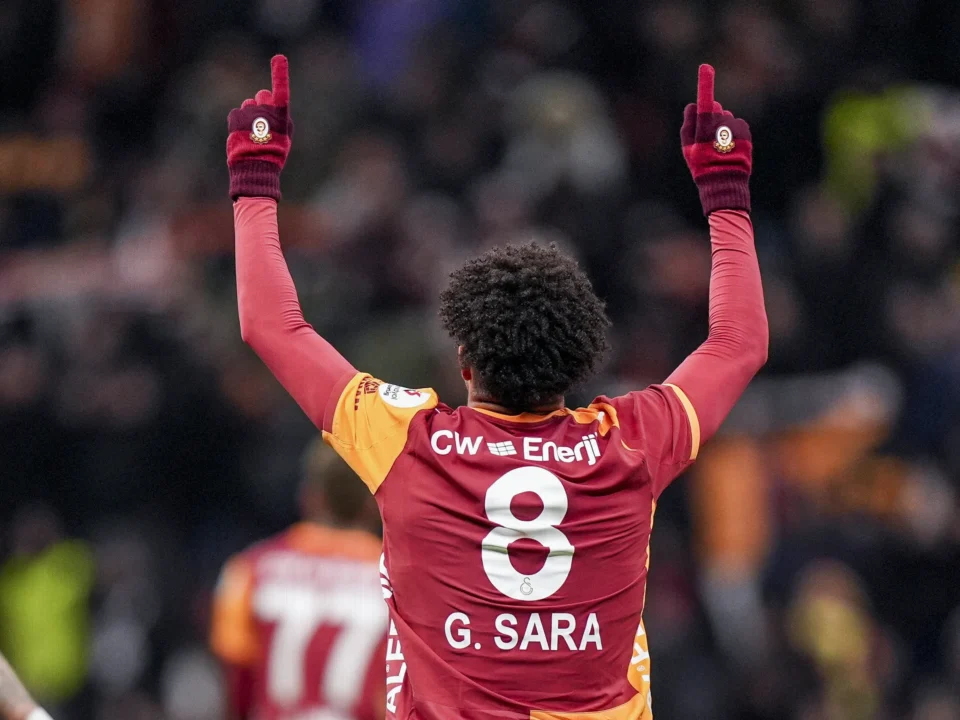 Galatasaray Boosted by Lille Win Ahead of Fenerbahçe Derby