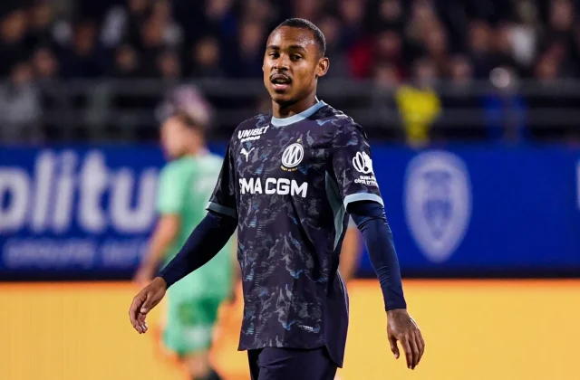 Genesio Denies Marseille Rift with Frustrated Paixao