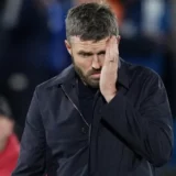Como Hammer Manchester United 4-1 as Michael Carrick Faces Pressure